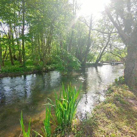 Villa Lumineuse Au Bord De L'eau