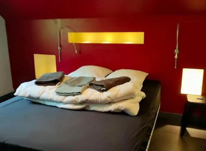 La Lumineuse Du Moulin *